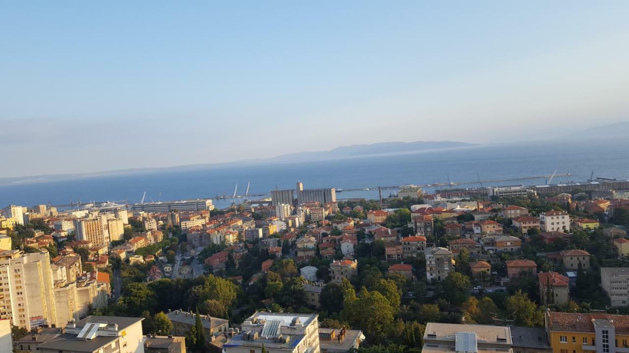 Sunny Kvarner Apartment Риека Экстерьер фото